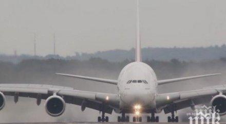 уругвайският президент спаси тийнейджърка време полет париж