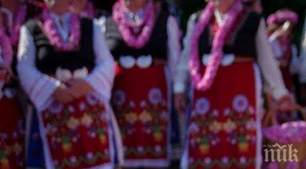 фестивал розата ’2016 вече очаква туристи приятели