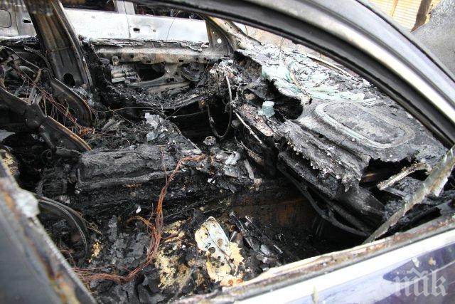 Автомобил пламна като факла в белослатинското село Търнак