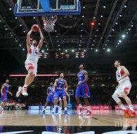 Голдън Стейт не остави шансове на Хюстън