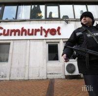 Бомбени заплахи срещу офисите на вестник „Джумхуриет“ 