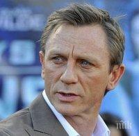 Даниел Крейг призова Европа да реши проблема с мигрантската криза