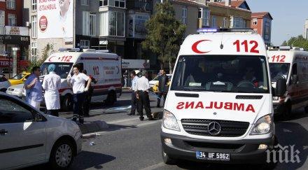 биби боб торнтън приет болница автомобилна катастрофа