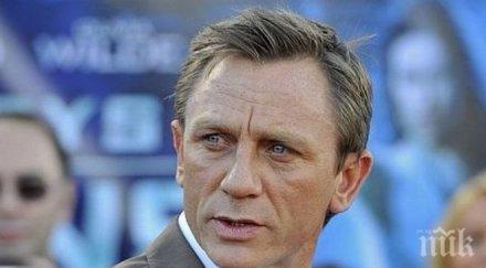 даниел крейг призова европа реши проблема мигрантската криза