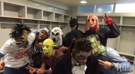 шоу зловещите чудовища барселона атакуват безпощадно снимки