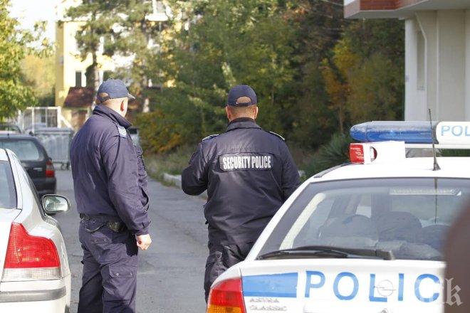 Ченгета тарашиха жилище в Крумовград, иззеха оръжие, наркотици и старинни монети 