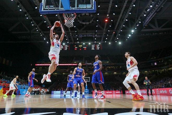 Голдън Стейт не остави шансове на Хюстън