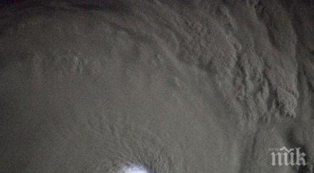 изключително силен циклон удари йемен