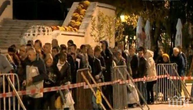 Голямото броене започна: Опашки пред ОИК в София
