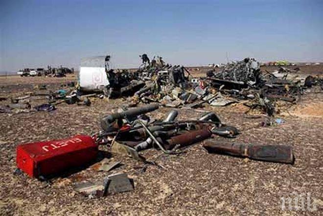 Вероятна причина за катастрофата на A321 е бомба на борда