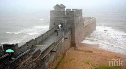 снимки доказващи целият живот бил една огромна лъжа