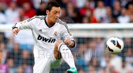 месут йозил цъфна музея мадам тюсо