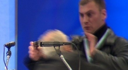 атентаторът доган скри лицето медиите