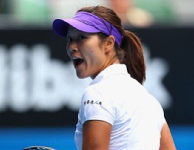 На Ли прекърши Радванска в Мелбърн