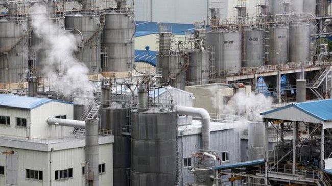 Газ от химически завод в Нормандия достигна до Париж