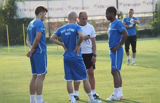 Футболистите на Левски разгледаха Никозия