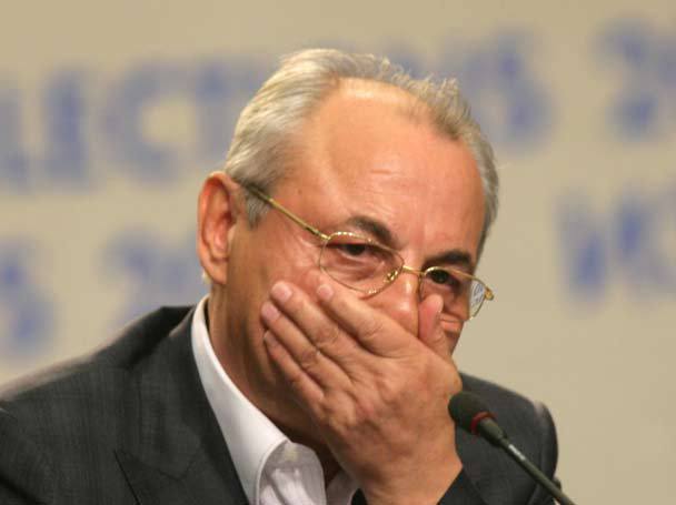 Доган вдигнал кръвно 150/90 след атентата