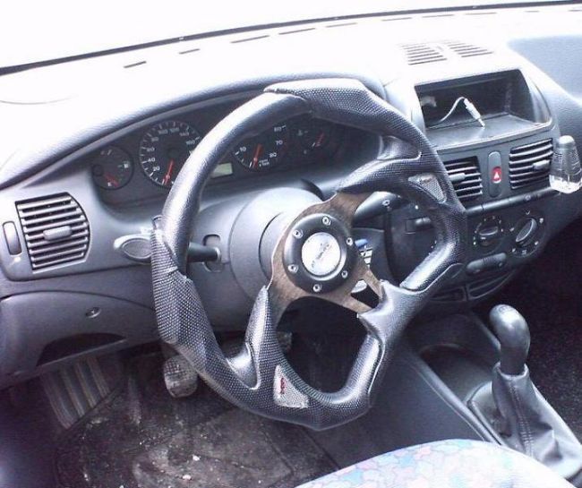 Вибриращ волан ще помага на шофьорите в критични ситуации