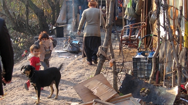 Ромски квартал иска да се цепи от Кърджали