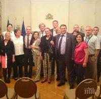 Българските евродепутати Емил Радев и Ангел Джамбазки се срещнаха с българската общност във Вашингтон