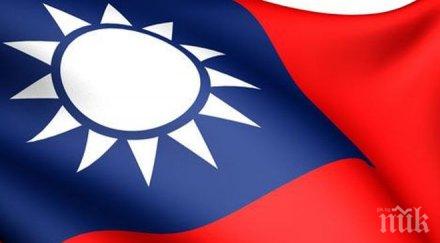 разгневени демонстранти опитали нахлуят сградата парламента тайван