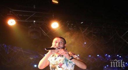 фолкпевецът илиян щастлив татко иска деца