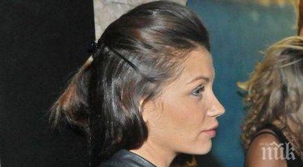 любовна мъка налегна диляна попова ходи раздърпана невчесана