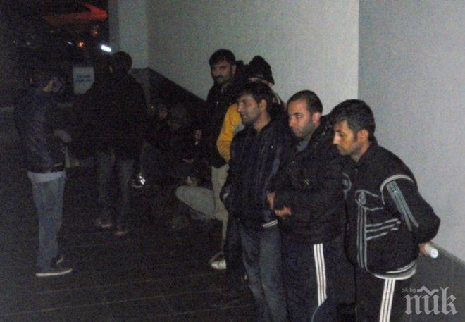 Германия ще връща сирийците, пристигащи в страната