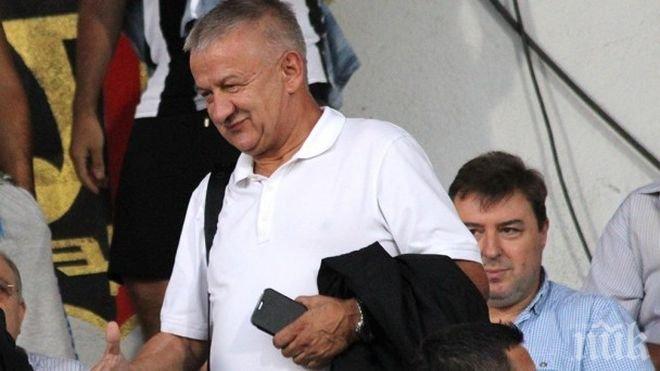 Крушарски: Ако това съдийство продължава ще бойкотираме следващия мач