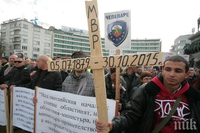 Шофьорите в Благоевград подкрепят протестиращите полицаи
