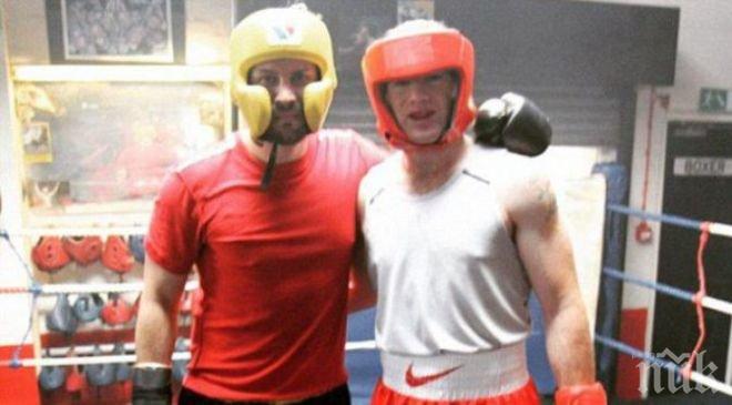 Шоу! Рууни просна на пода с шамар суперзвезда в кеча (видео)