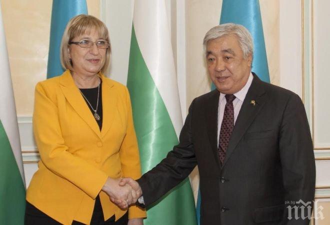 Цачева: 4500 етнически българи са граждани на Казахстан