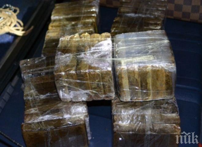 Испания залови 3,6 тона хашиш от Мароко 