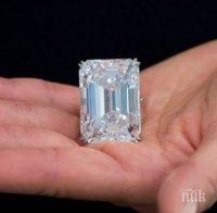 Рекорд! Продадоха най-големият пръстен с диамант с форма на възглавница за 28,5 млн. долара