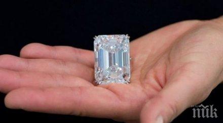 рекорд продадоха големият пръстен диамант форма възглавница 285 млн долара
