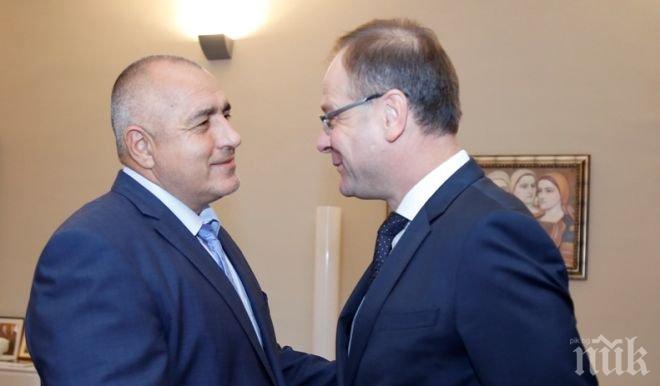 Премиерът Борисов и еврокомисарят Наврачич обсъдиха приоритетите на правителството в образованието
