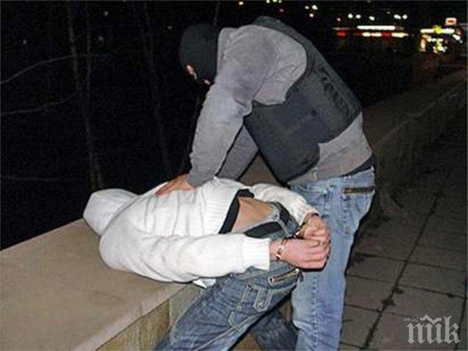 21-годишен наркопласьор се призна за виновен, остава в затвора за близо година