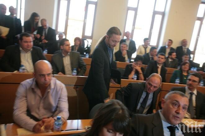 Още един протестър вече е на трапезата