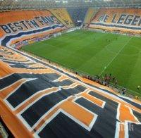 Германските национали се завърнаха в родината си, след като вчера играха контролна среща с Франция на злополучния 