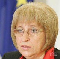 Цачева: България остро осъжда тези варварски терористични атентати