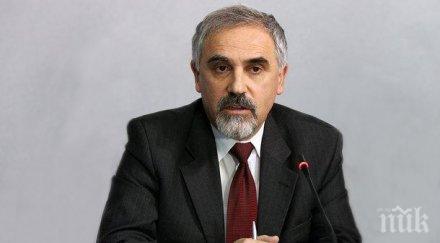 дипломатът любомир кючуков постигне дипломатически пробив виена тава твърде късно твърде