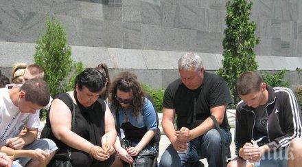 симеоновград почете паметта шестте деца прегазени великден 2011