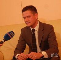 КЗП: В навечерието на празниците ще проверяваме и Коледните базари