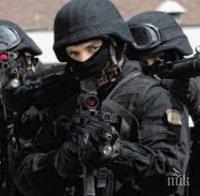 Издирват терористите от Париж в цяла Европа