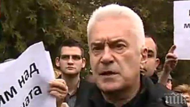 Първо в ПИК! Официално - Волен Сидеров ще прекара 72 часа в ареста
