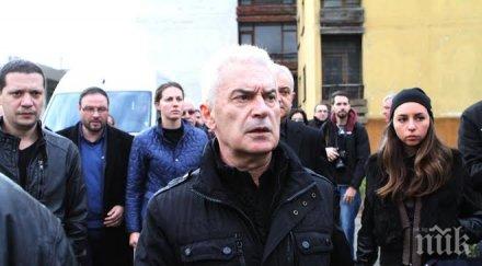 извънредно първите думи волен сидеров свобода прокуратурата получи един шамар полицията пазеше сякаш превозваше карлос чакала