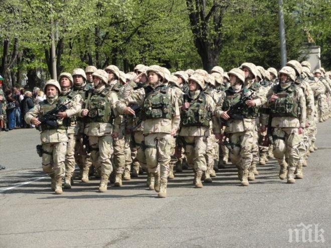 Сухопътните войски отбелязват 130-ата си годишнина