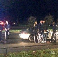 Полицията в Кьолн спипа двама от стрелците!