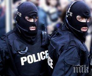 специалните части литва издирват мъж отнел картечница полицай