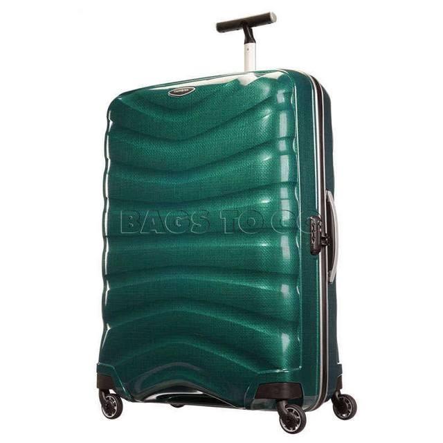 Забравен куфар опразни метростанция в Милано